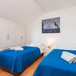 Apartment Laura